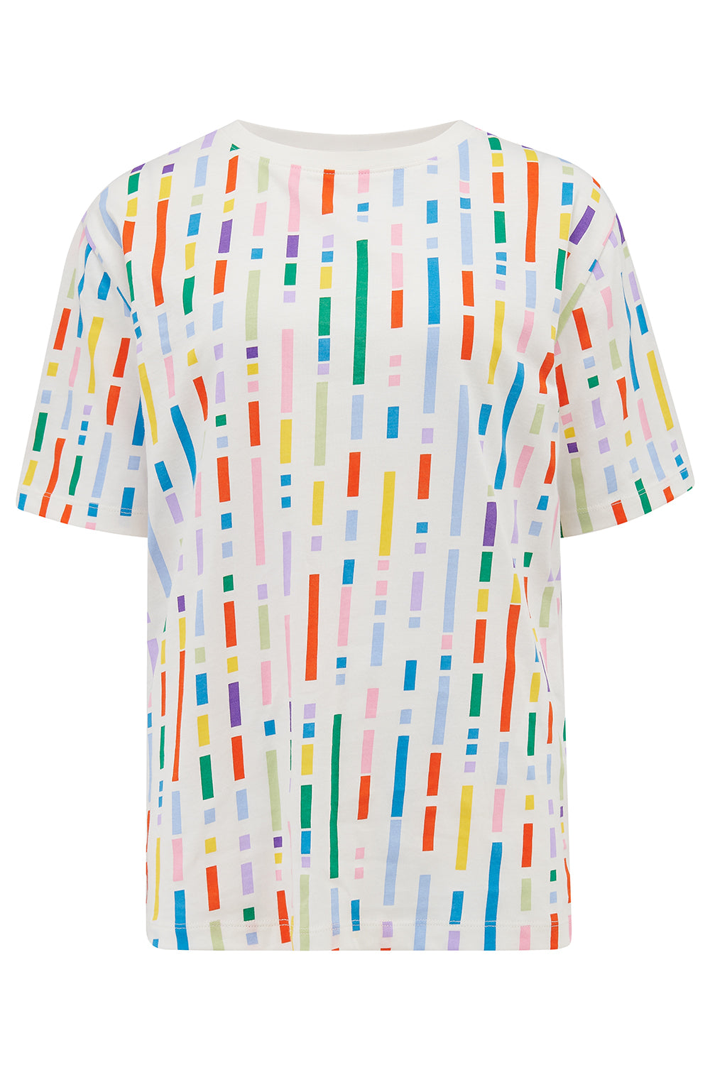 An oversized white t-shirt with a broken lines multicolor print, paired with denim shorts.