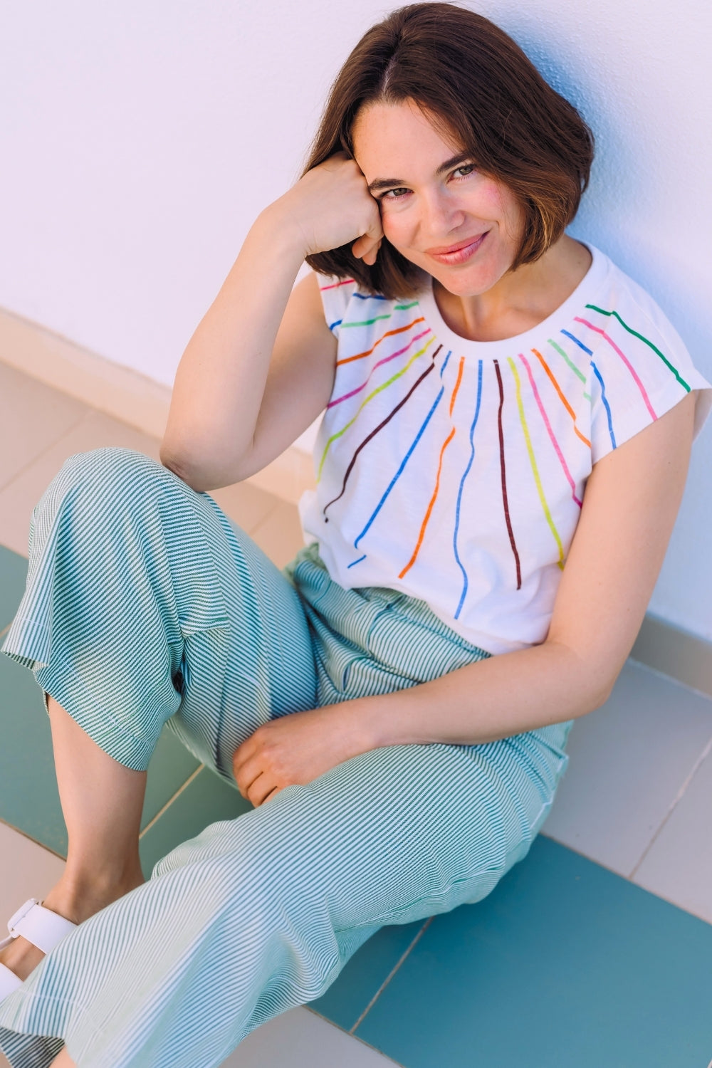 Chrissy Relaxed Tank T-Shirt - Off-White, Lazer Rainbow
